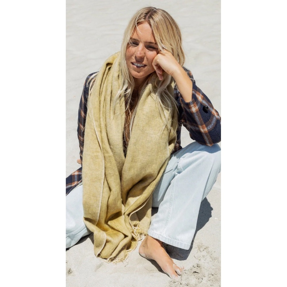Hobo + Hatch Oversized Scarf Wrap Shawl Blanket Ethical Hand Woven‎ Nepal